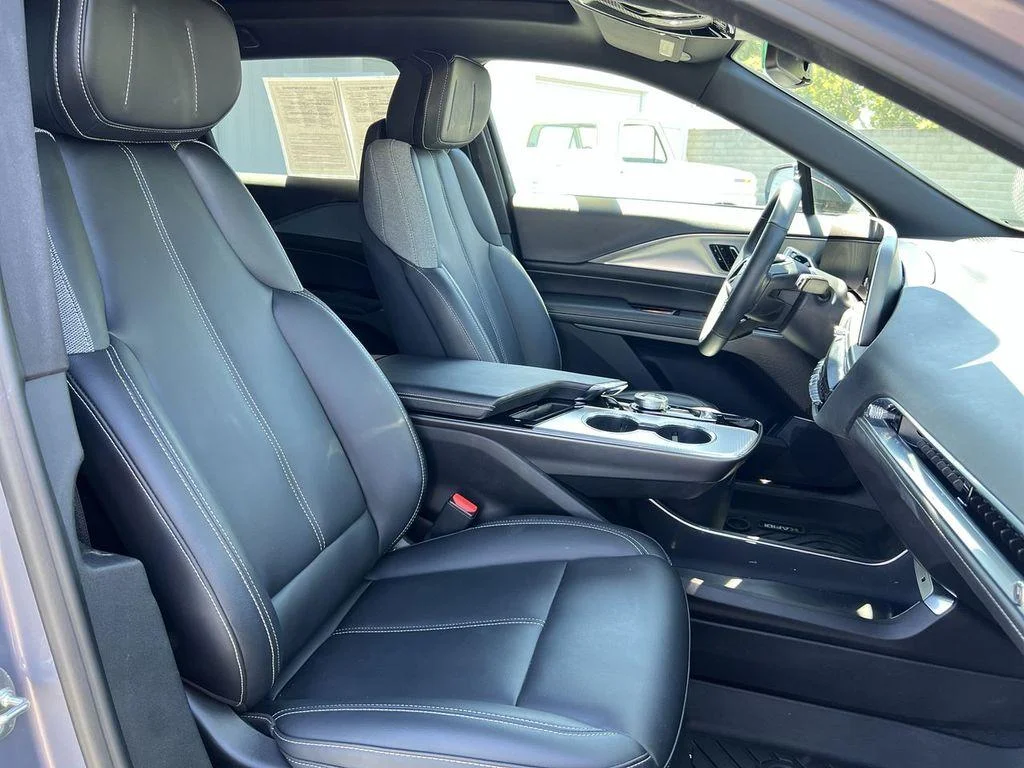 2024 Cadillac LYRIQ Tech - Photo 30