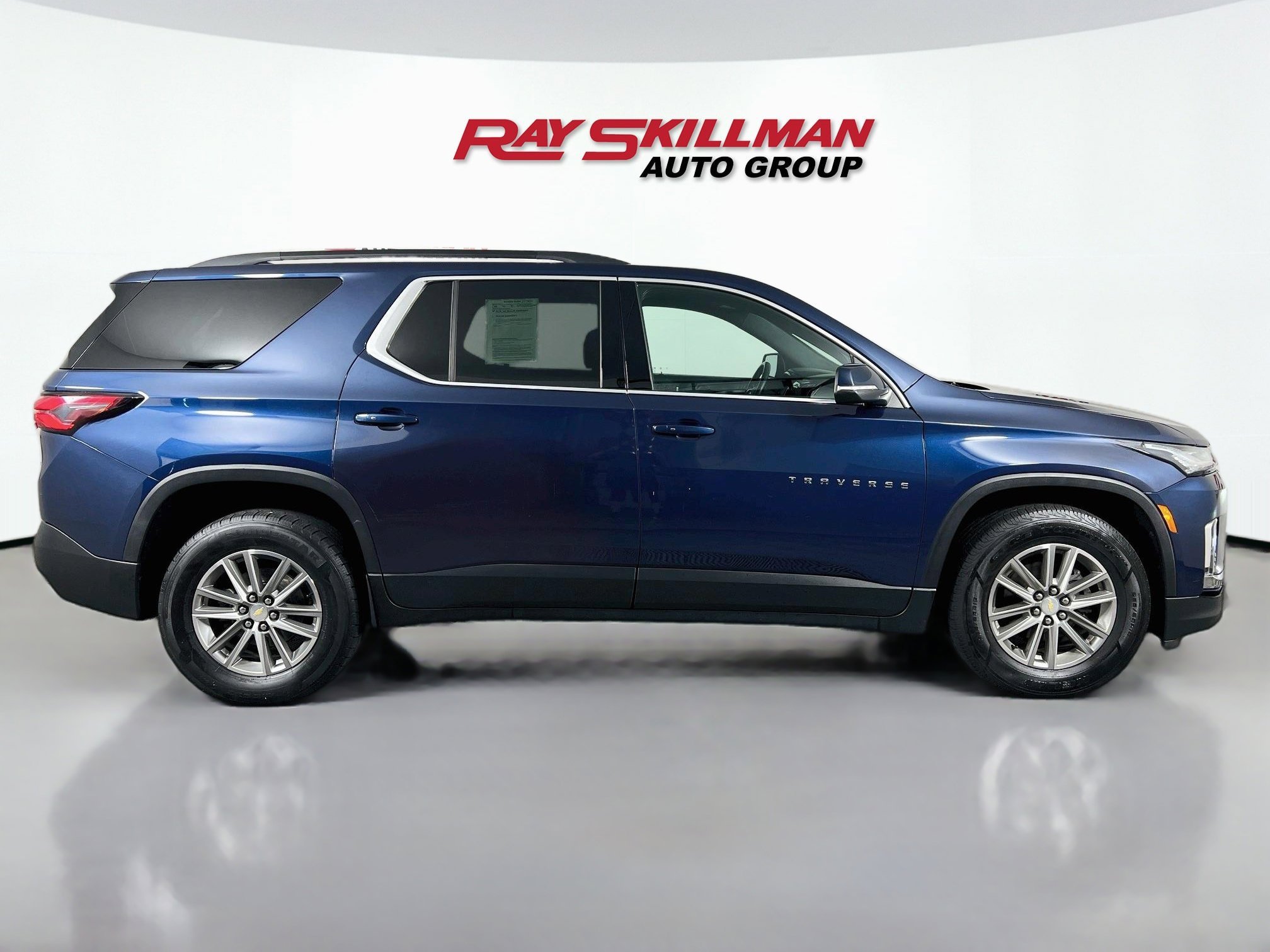 Used 2023 Northsky Blue Metallic Chevrolet LT CLOTH image 8