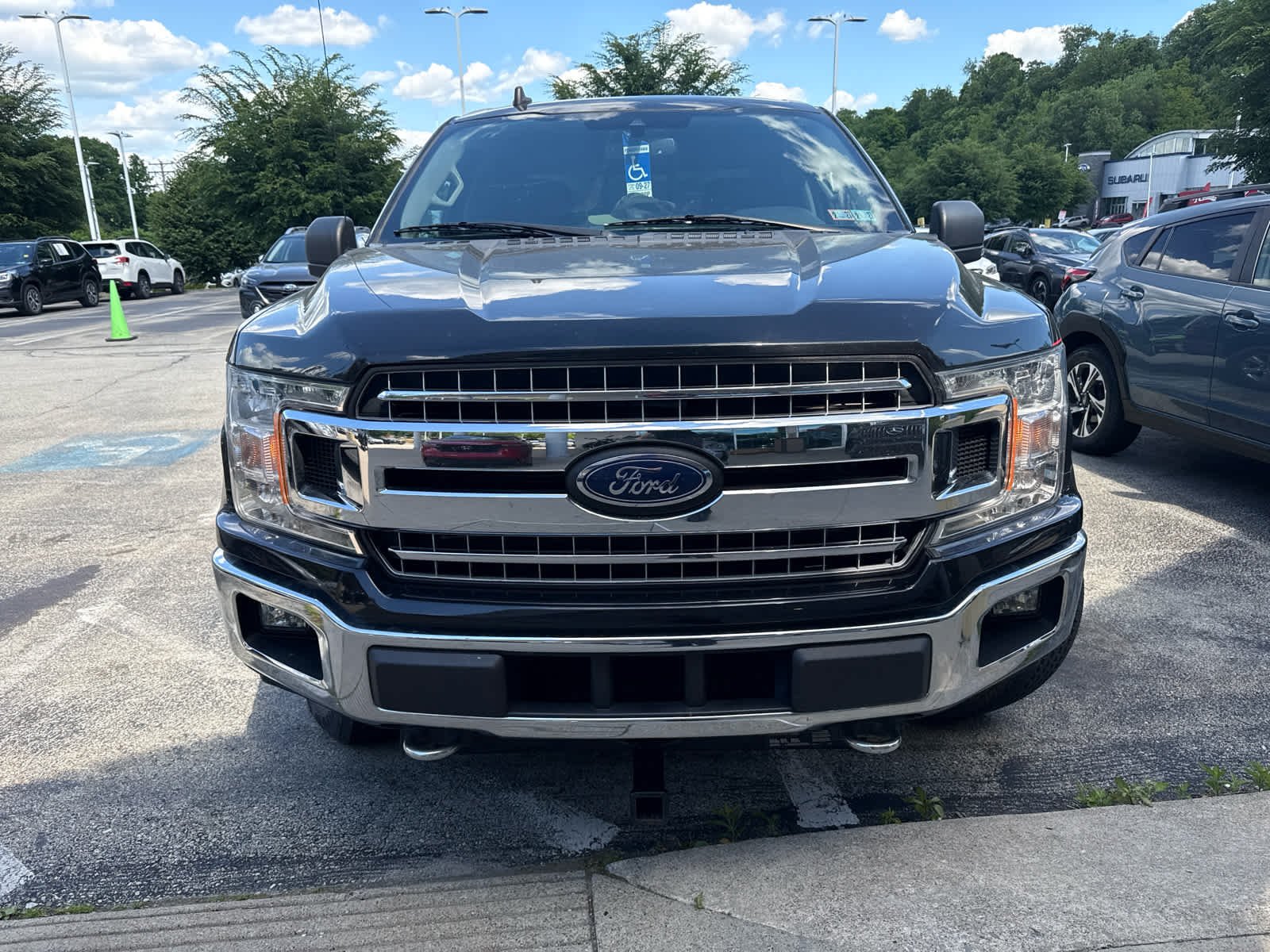 Used 2020  Ford XL image 2