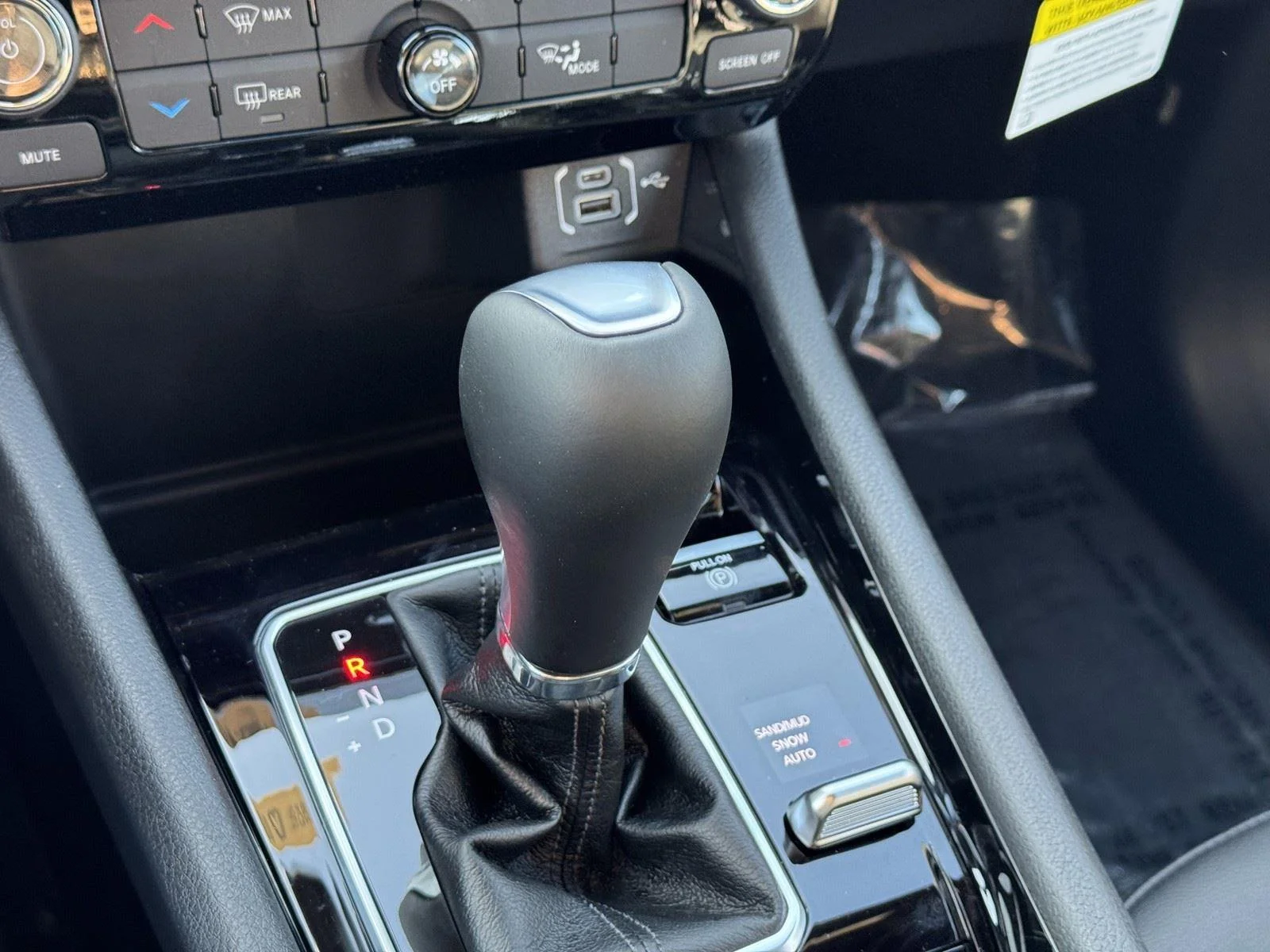 New 2026 Joose (DISC) Jeep Latitude Altitude image 17
