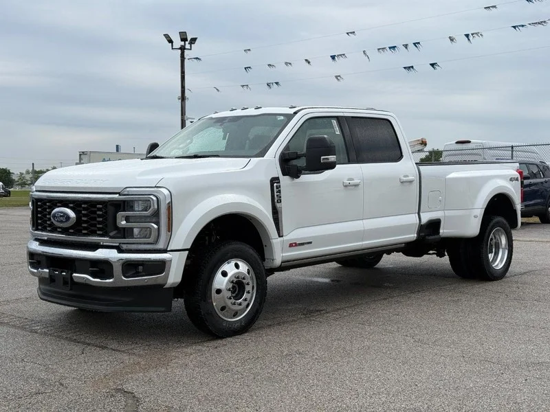 2026 Ford F-450 Lariat 4x4 Crew Cab 8' Box DRW's photo