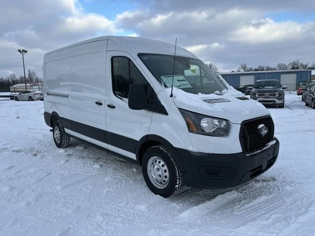 New 2026 Oxford White Ford Cargo Van image 38