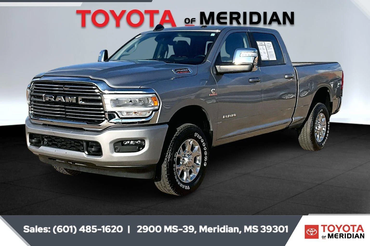 Used 2024 Billet Silver Metallic Clearcoat Ram Laramie image 10