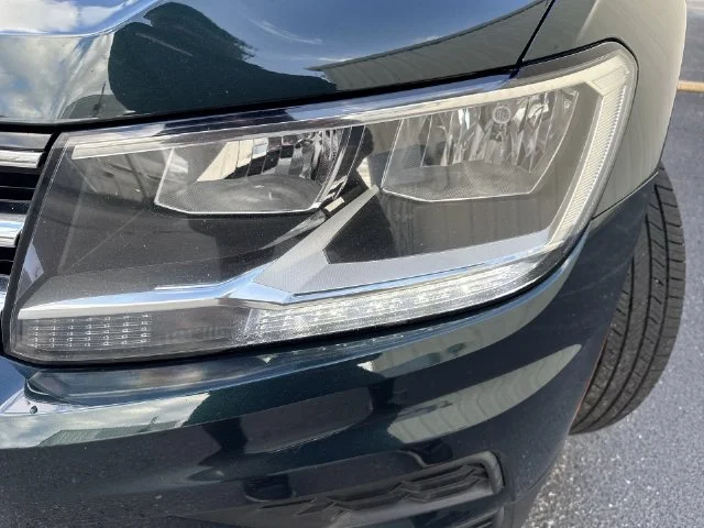 Used 2018 Green Volkswagen 2.0T SE image 33