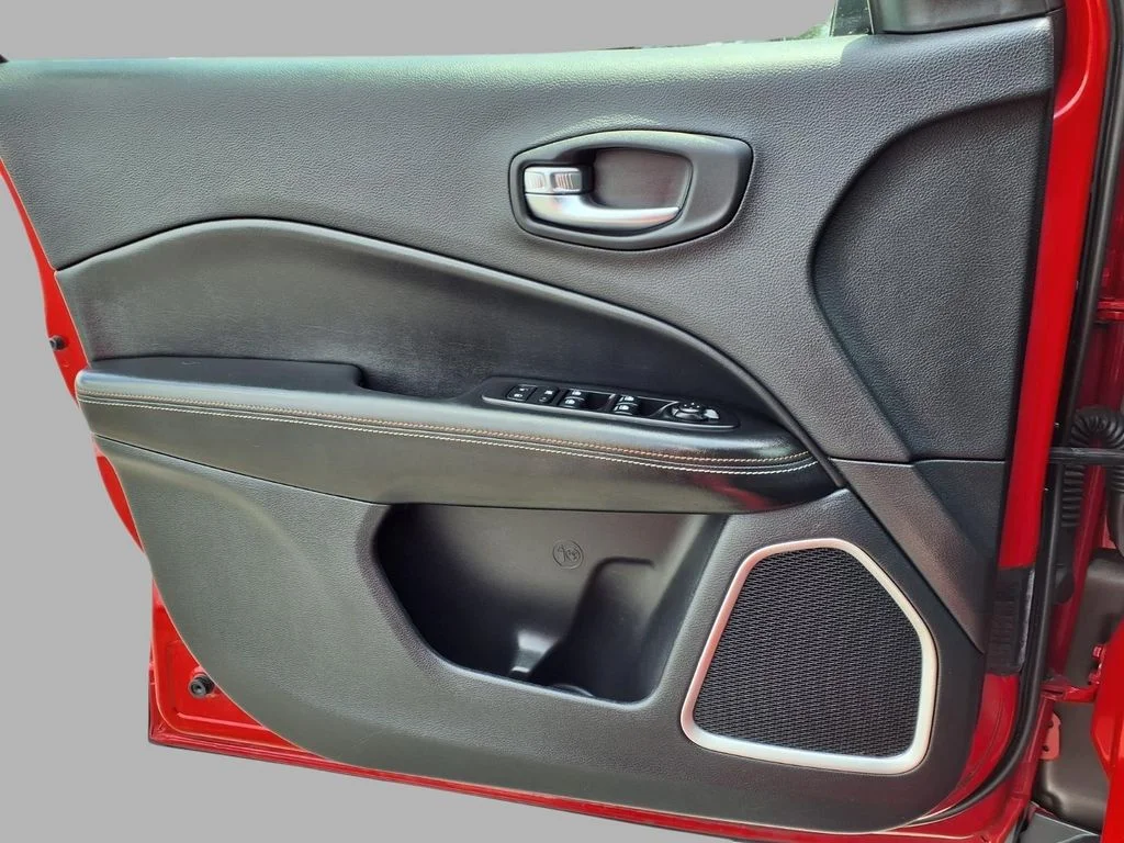 Certified Used 2020 Red Jeep Latitude image 18
