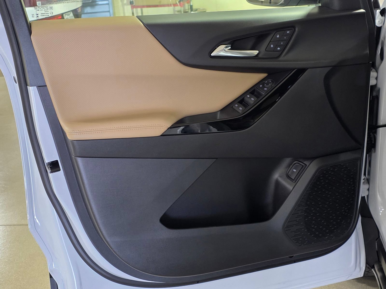 2027 Chevrolet Equinox ACTIV - Photo 20