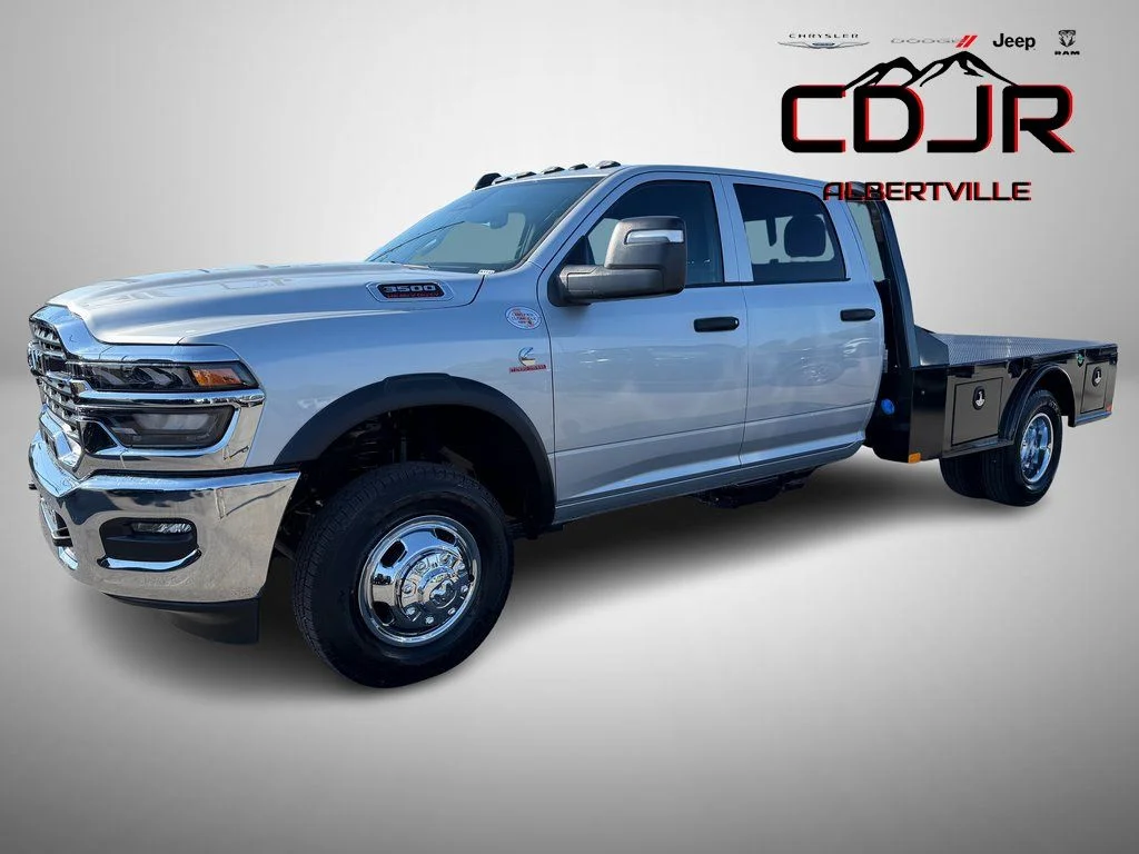 New 2026 Silver-Zynith Exterior Paint RAM Tradesman image 2