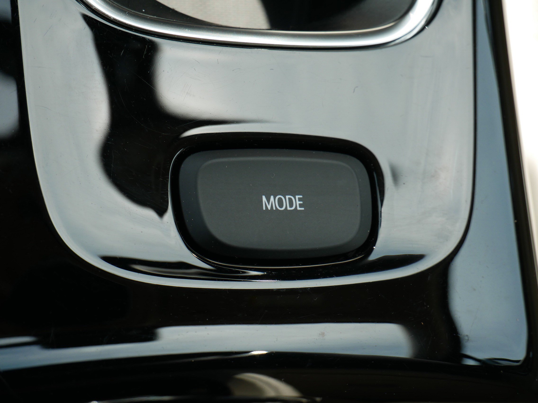 Used 2023 Moonstone Gray Metallic Buick Avenir image 30
