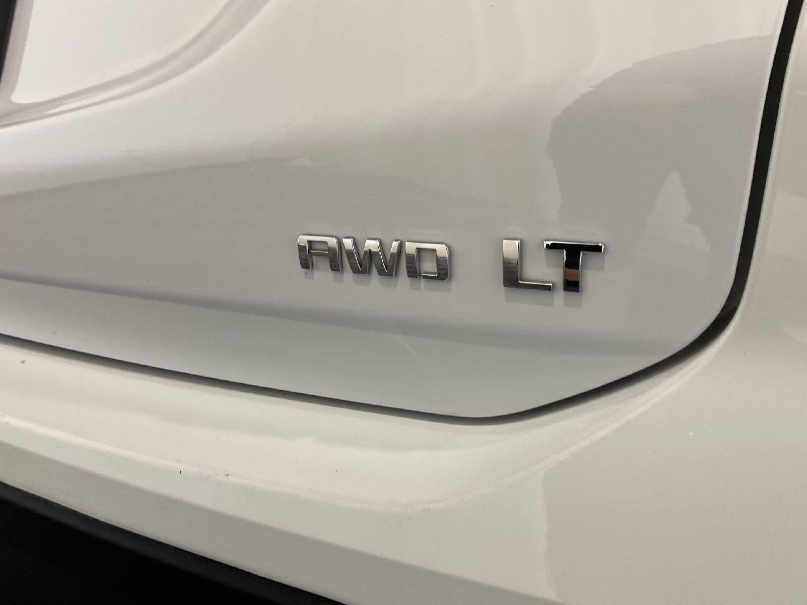 Used 2023 Summit White Chevrolet LT image 16