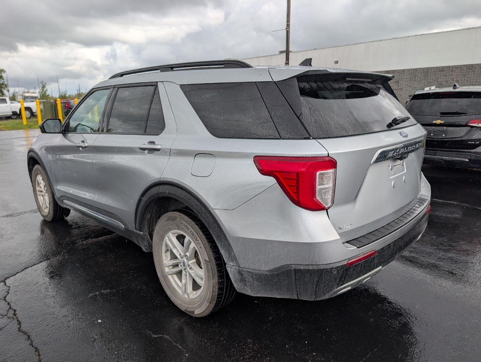 Used 2023 Iconic Silver Ford XLT image 6