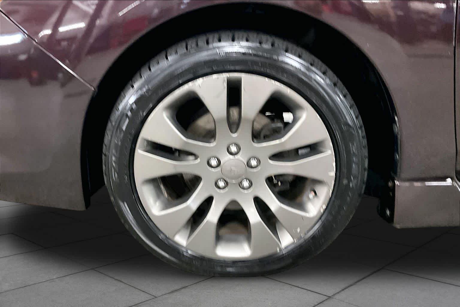 Used 2013 Deep Cherry Pearl Subaru 2.0i Sport Premium image 11