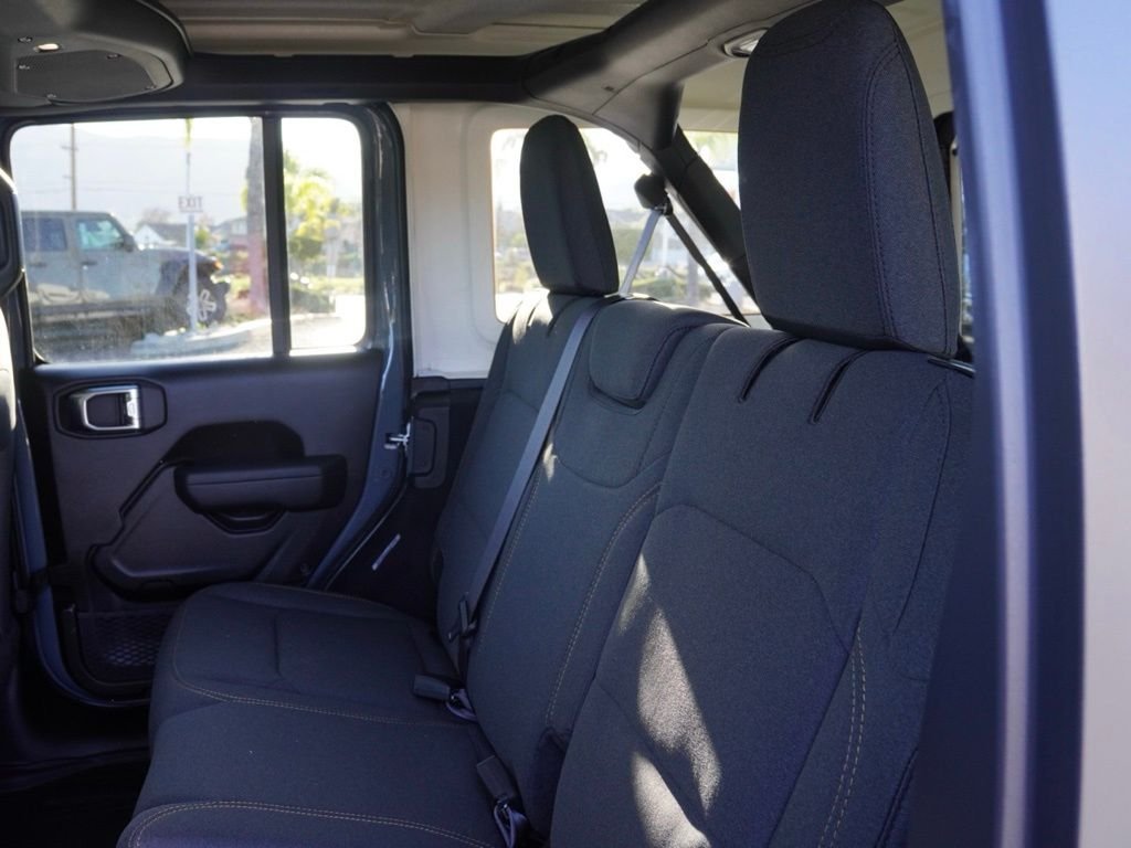 New 2026 Anvil Clear-Coat Exterior Paint Jeep Sport S image 18