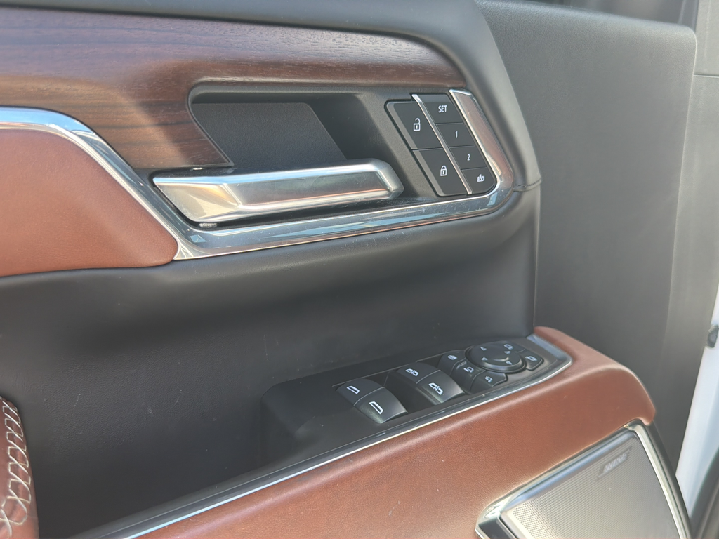 Used 2024 White GMC Denali Ultimate image 19