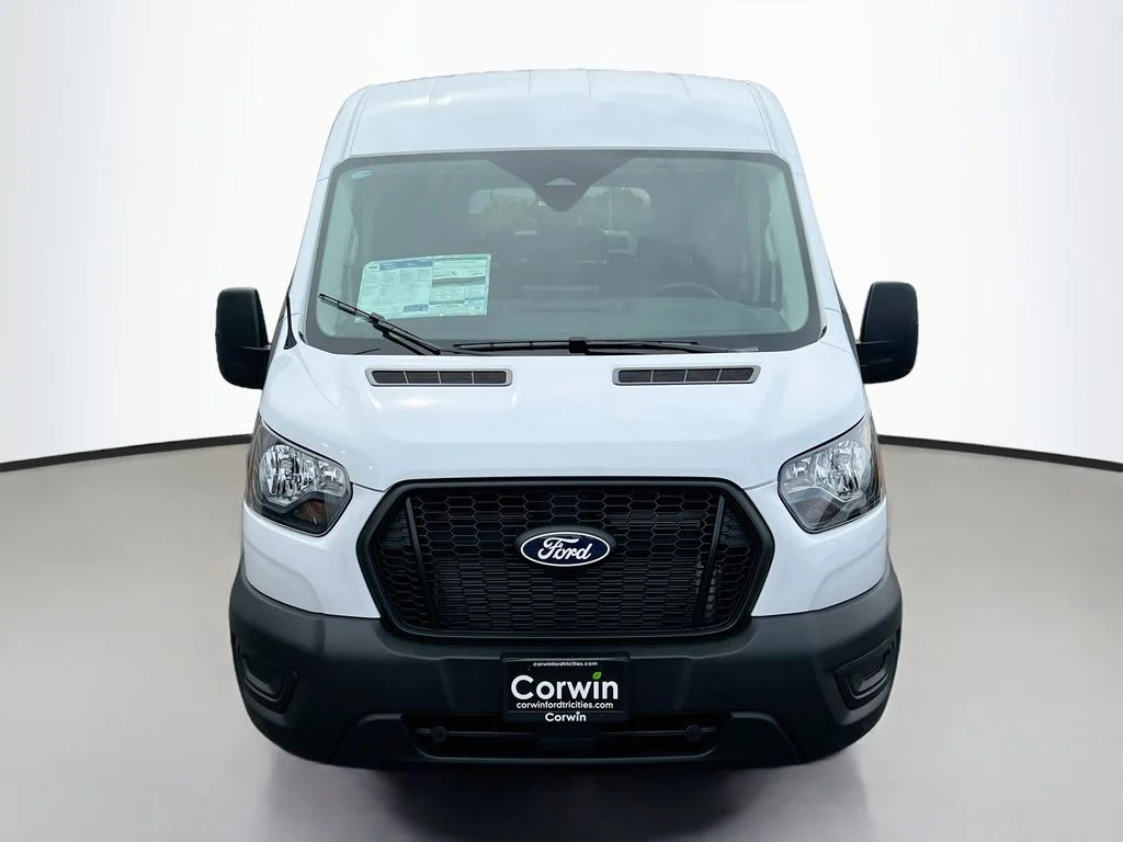 New 2026 Oxford White Ford XL image 4