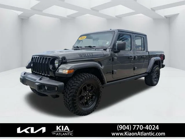 Used 2021 Crystal Metallic Jeep Willys image 7