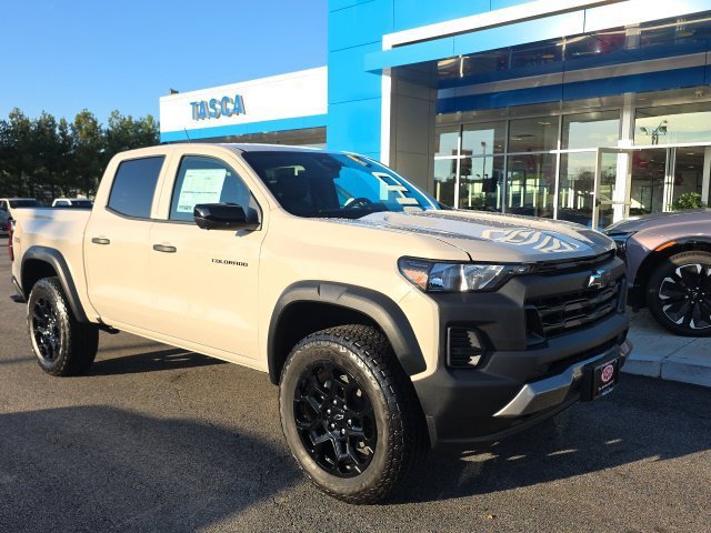 White Sands 2026 Chevrolet Colorado Pickup Truck Four-Wheel Drive