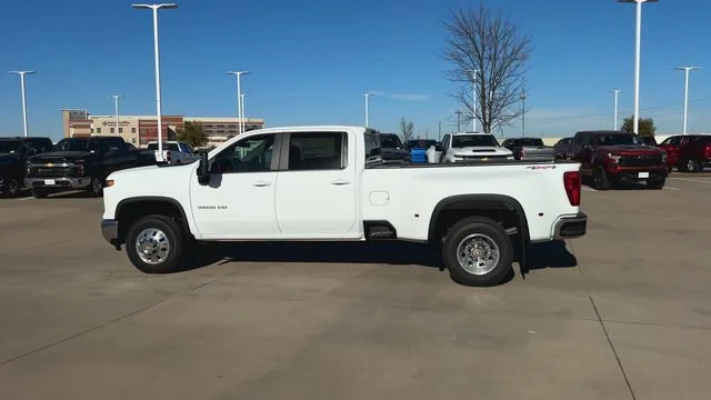 2026 Chevrolet Silverado 3500 HD LT - Photo 6