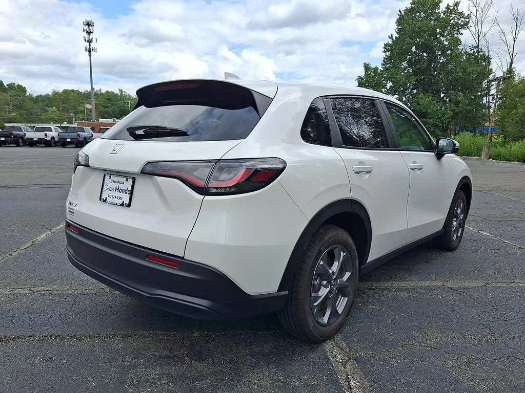 2026 Honda HR-V LX - Photo 6