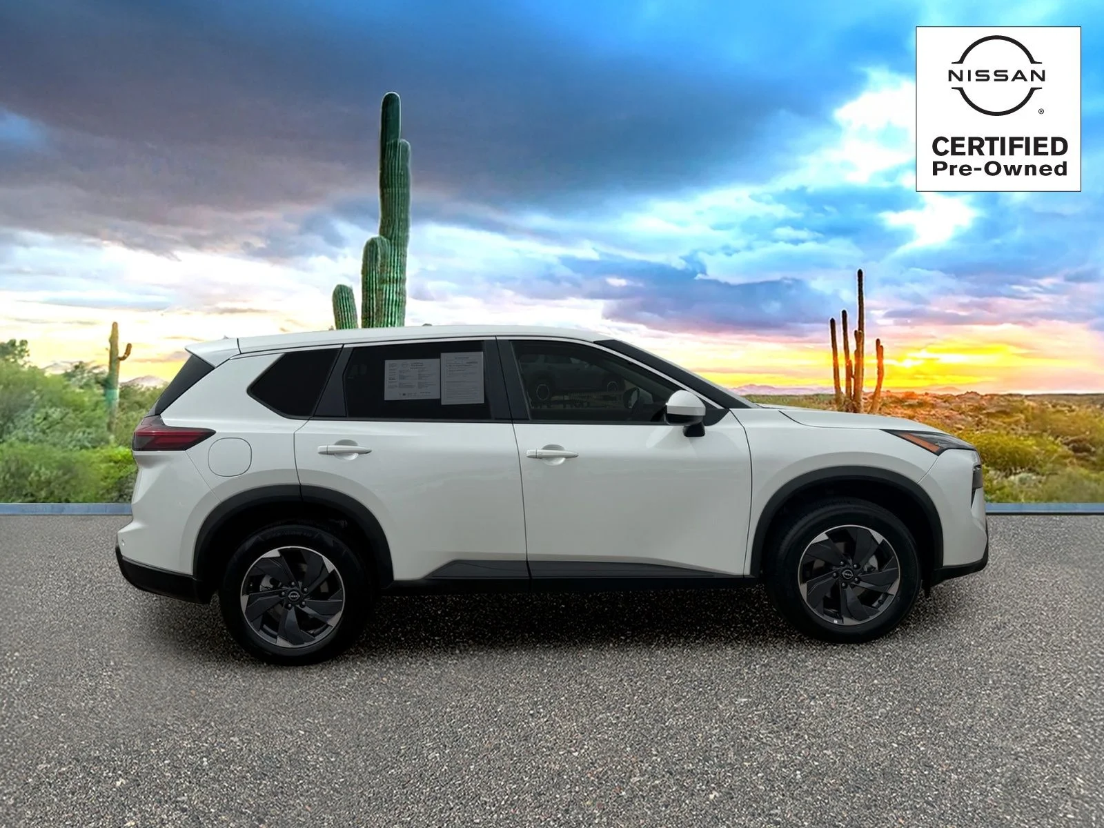 Used 2025 Everest White Pearl Nissan SV image 6