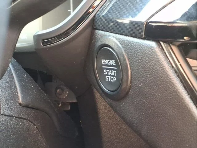 Used 2025  Ford ST-Line Select image 10