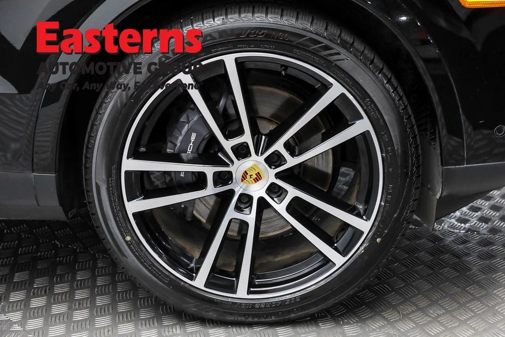 Used 2024 Black Porsche Base image 31