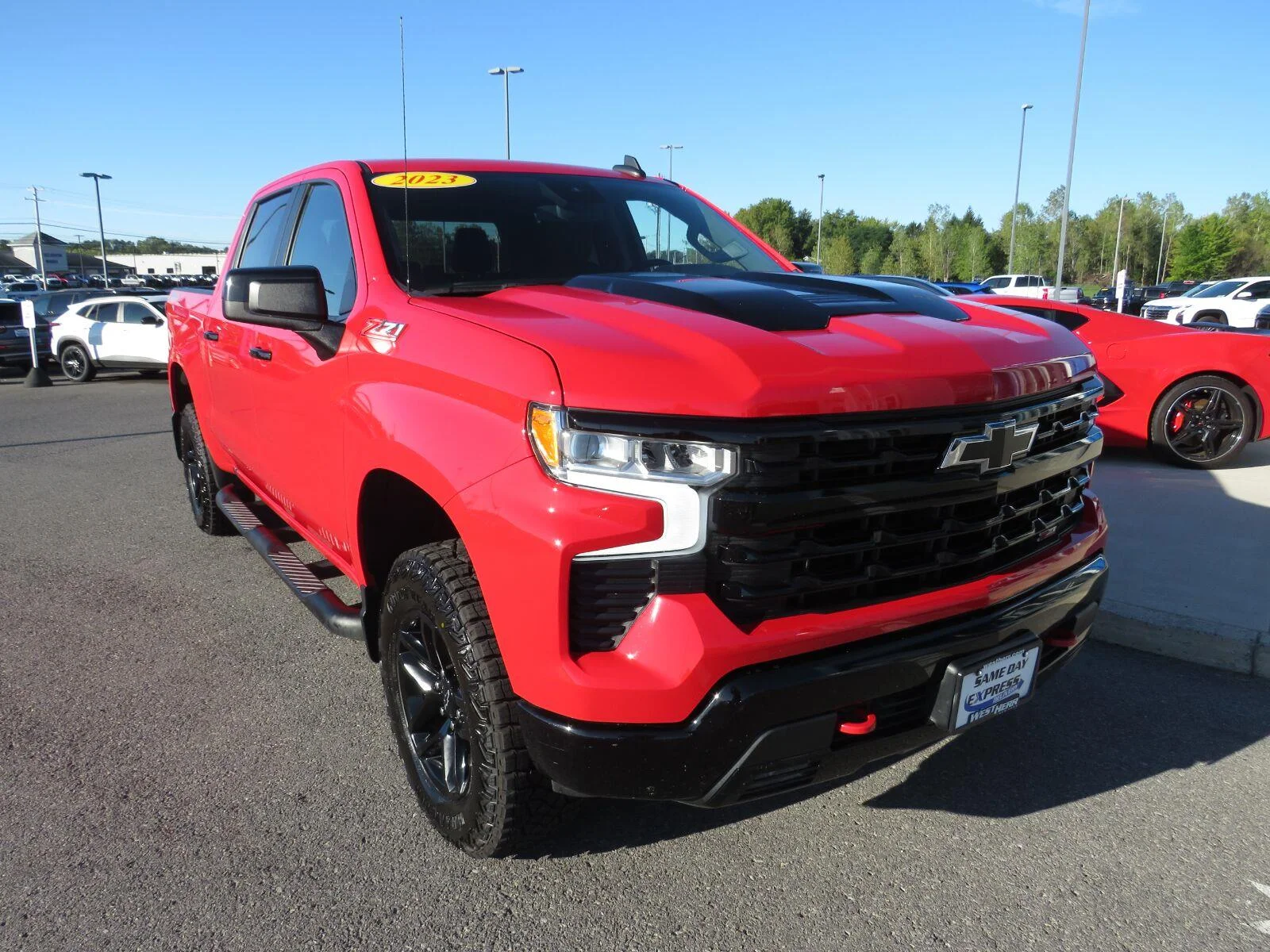 Used 2023 RED HOT Chevrolet LT Trail Boss image 3