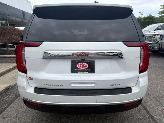 Used 2023 White GMC SLT image 5