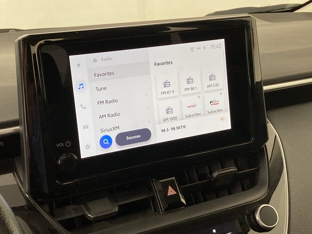 2024 Toyota Corolla LE photo 3