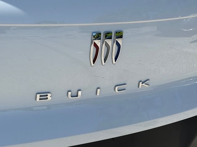 Used 2024 White Buick Preferred image 9