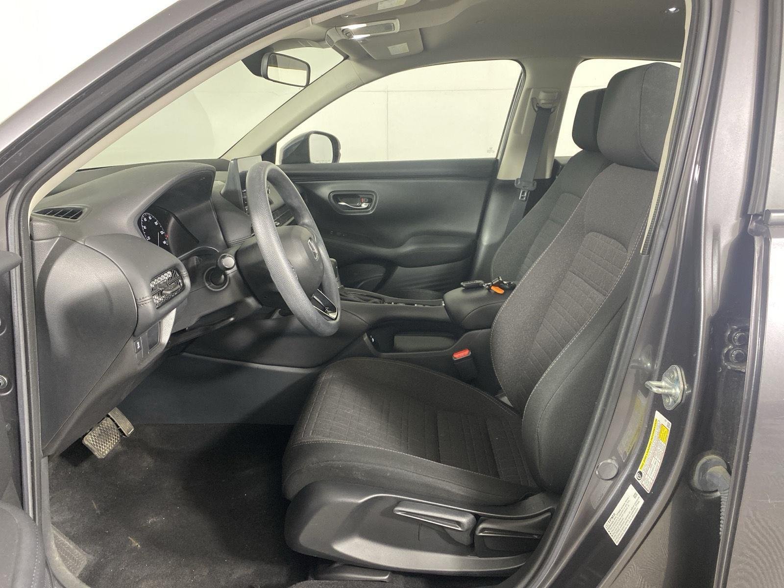 Used 2023 Modern Steel Metallic Honda LX image 13
