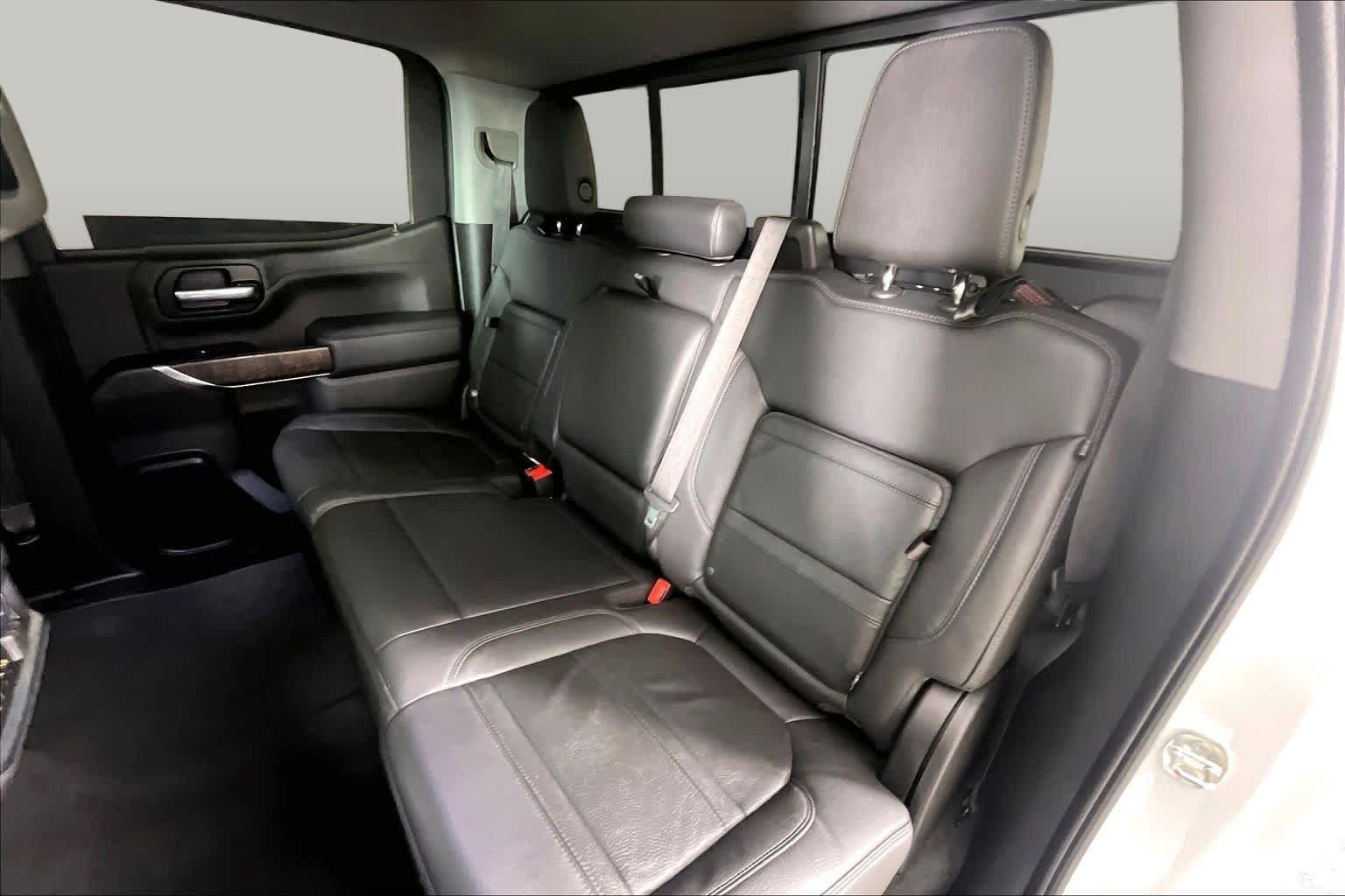 Used 2020 White Frost Tricoat GMC Denali image 16