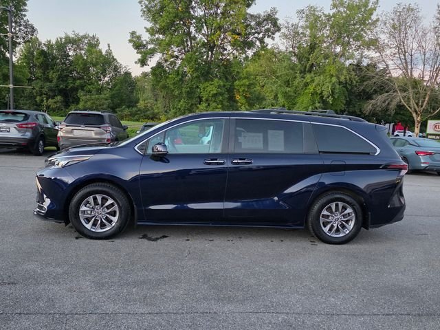 Used 2024 Gray Toyota XLE image 5
