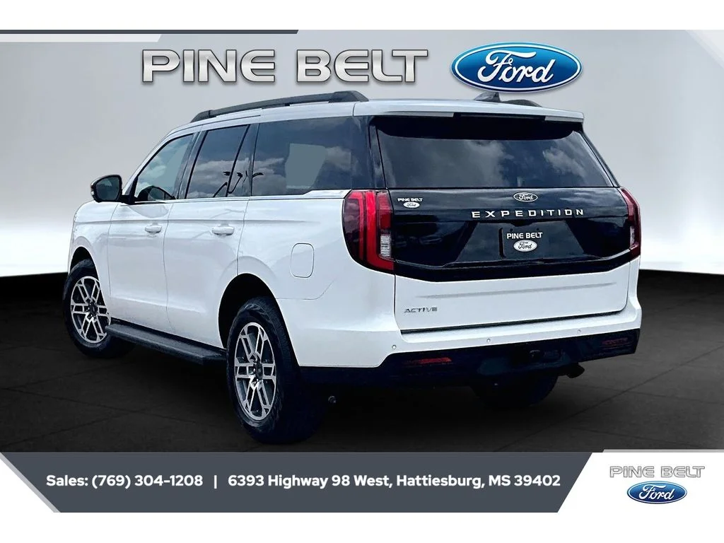 New 2026 Star White Metallic Tri-Coat Ford Active image 2