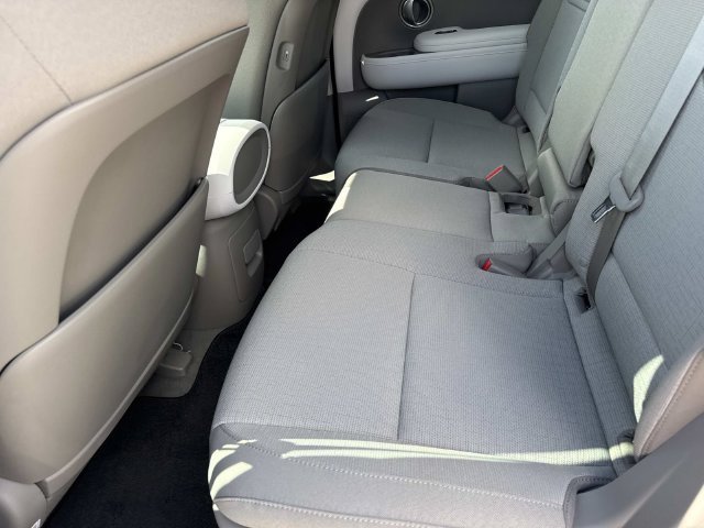 New 2027 Creamy White Pearl Hyundai SE FWD image 12