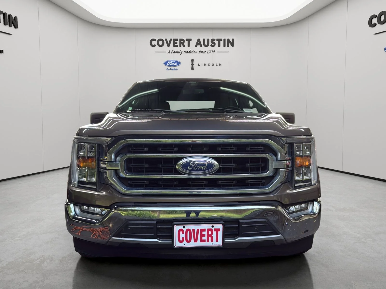 Used 2021 Gray Ford XLT image 8