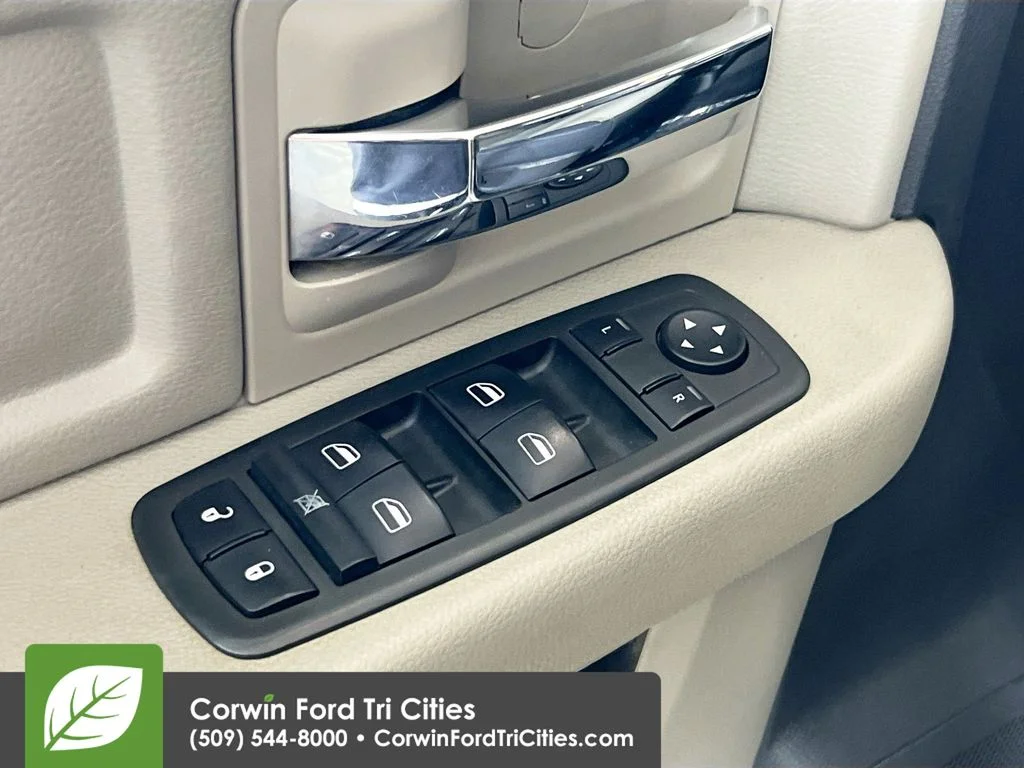 Used 2010 Gray Ram SLT image 12