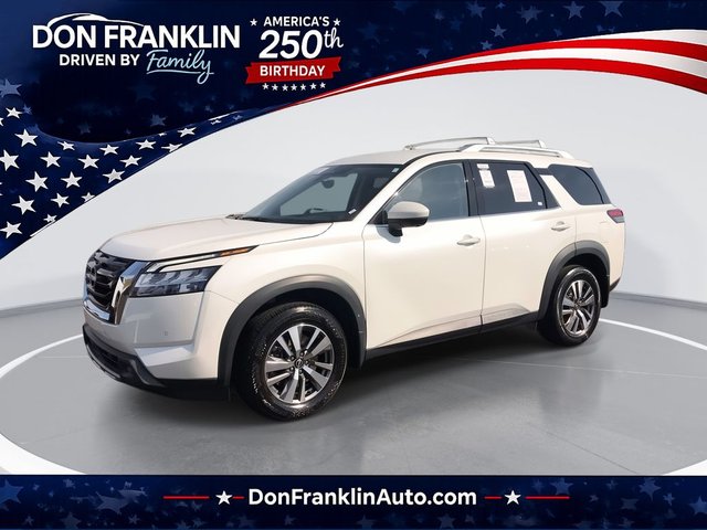 2023 Nissan Pathfinder SL