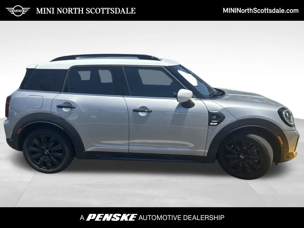 Certified Used 2024 Melting Silver III Metallic MINI  image 1