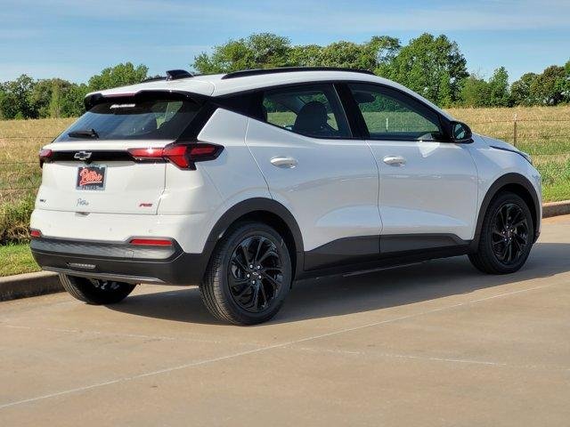 2027 Chevrolet Bolt RS - Photo 3