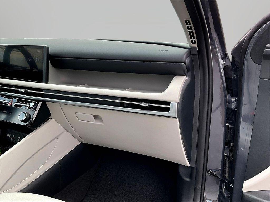 New 2026 Gray Hyundai SEL AWD image 25