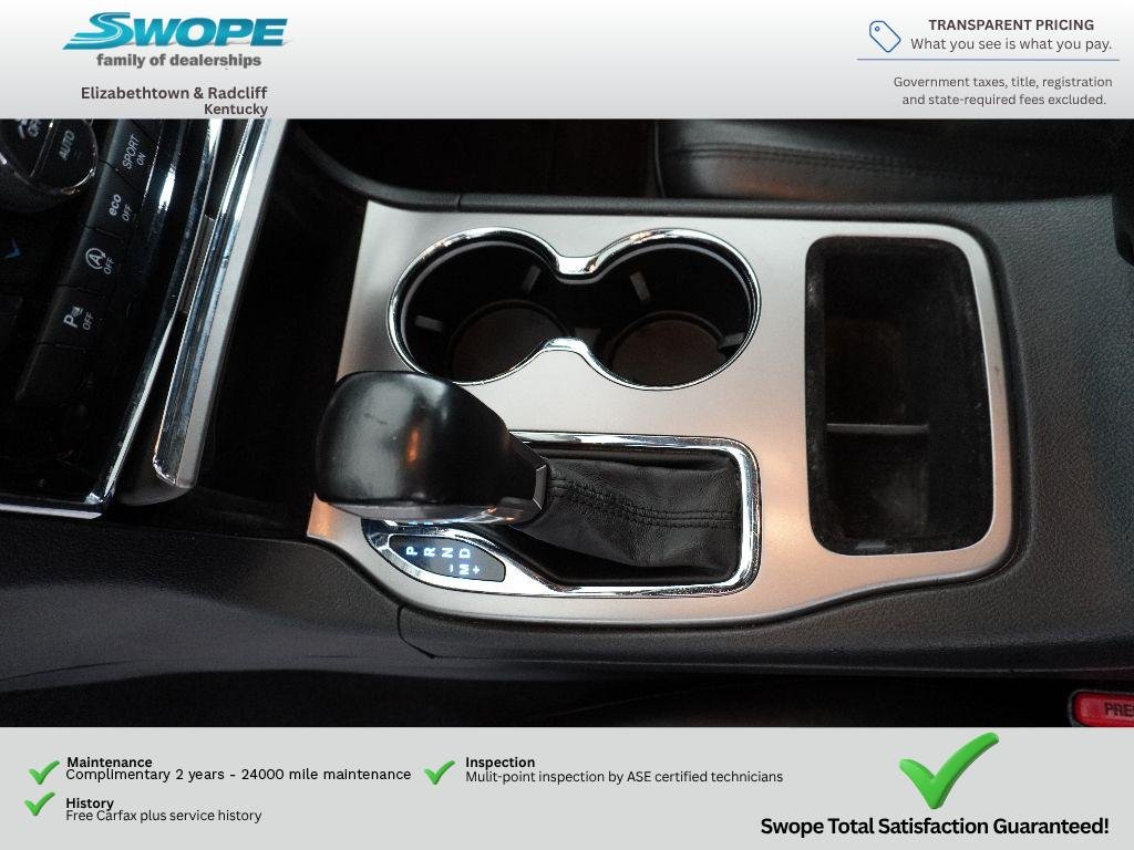 Used 2019 Diamond Black Crystal Pearlcoat Jeep Altitude image 24