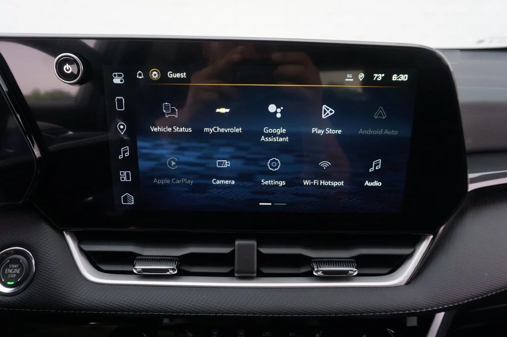 2027 Chevrolet Equinox LT - Photo 15