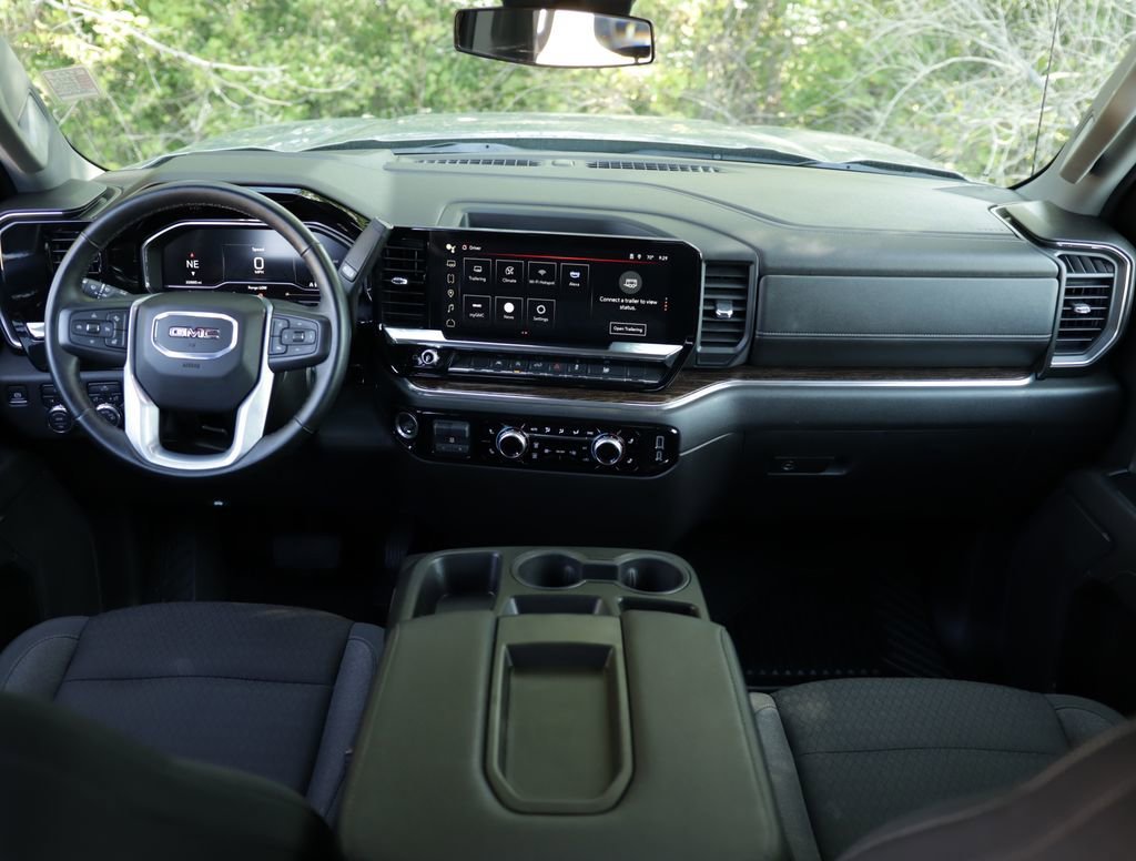 Used 2024 Sterling Metallic GMC SLE image 21