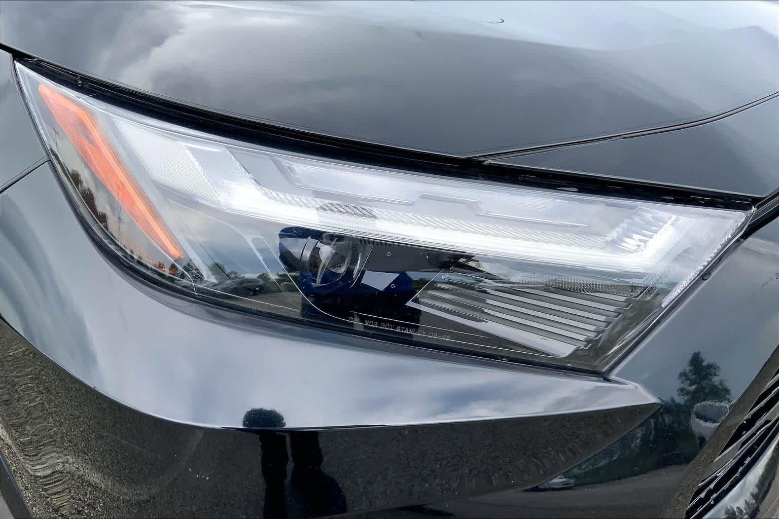 Certified Used 2024 Midnight Black Metallic Toyota Hybrid SE image 27