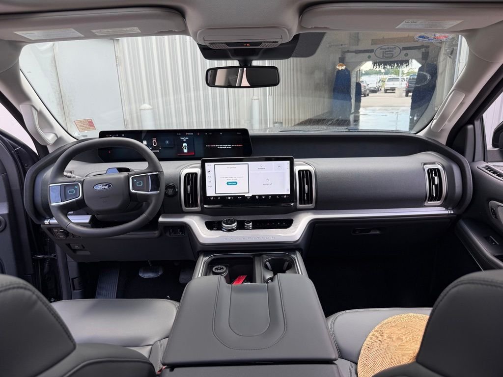 New 2027 Dark Matter Gray Metallic Ford Active image 13