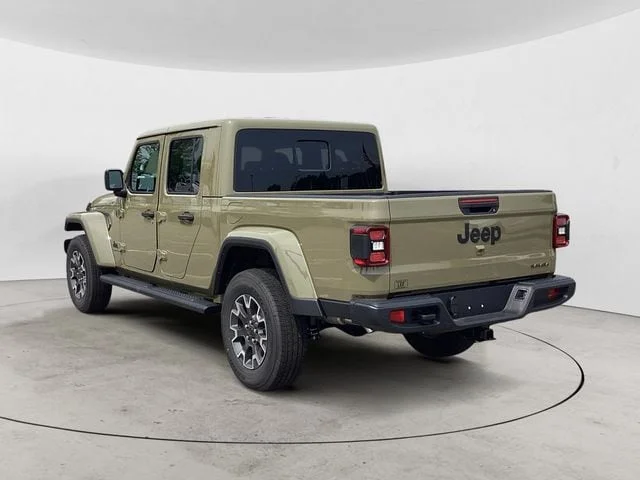 New 2026 41 Jeep SAHARA 4X4 image 3
