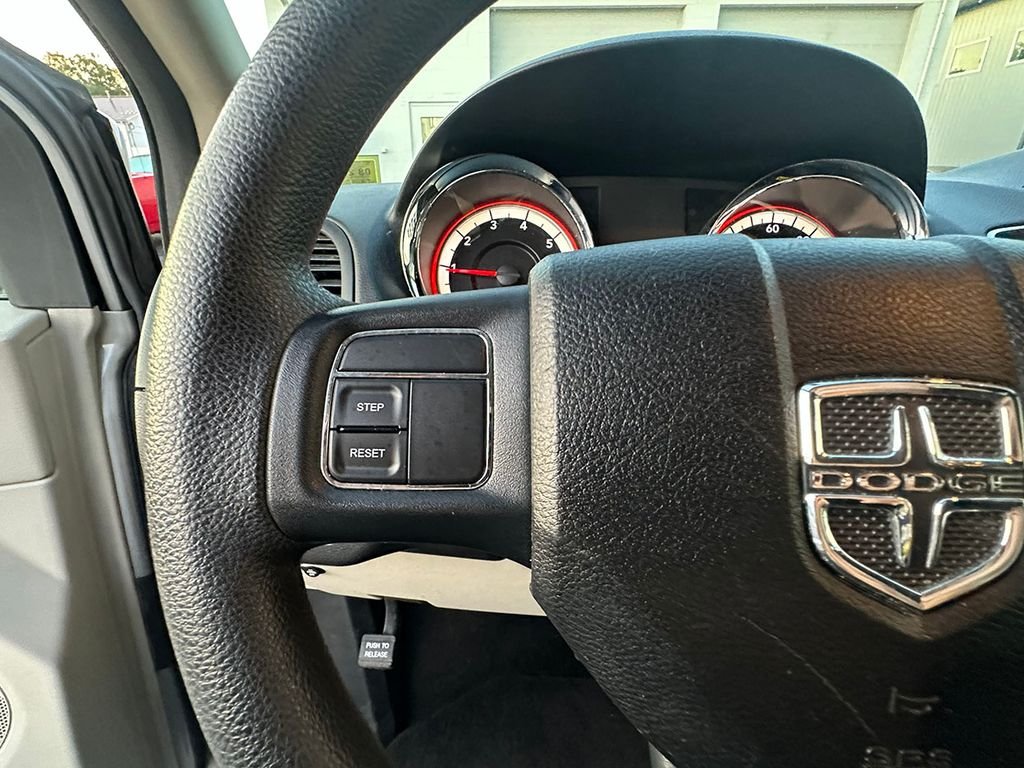 Used 2014 Silver Dodge Wheelchair Accessible- SXT image 37