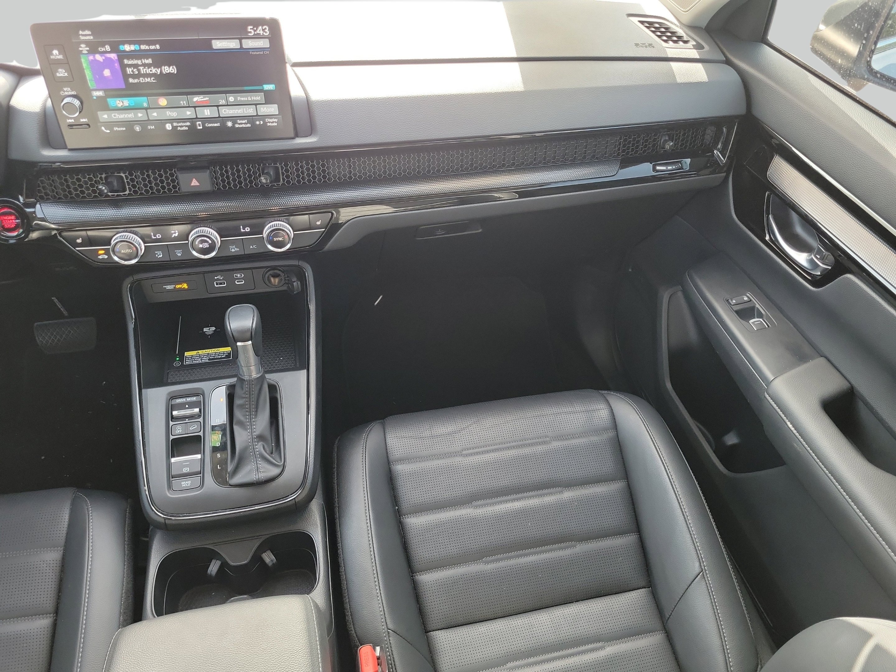 Used 2024 Gray Honda EX-L image 12