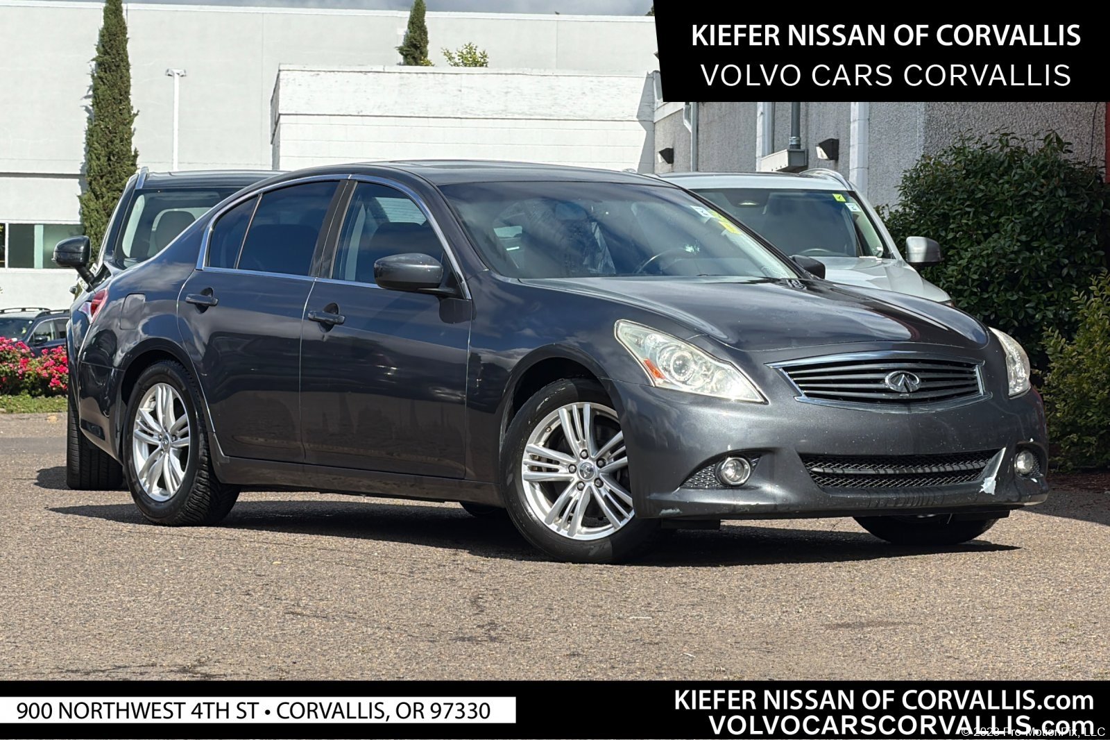 2012 INFINITI G 37 Journey's photo