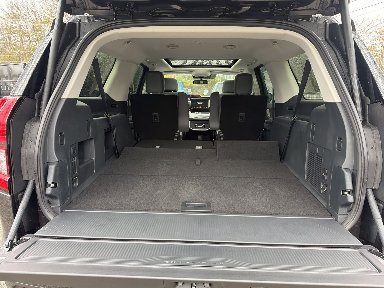 New 2026 Dark Matter Gray Metallic Ford MAX Active image 8